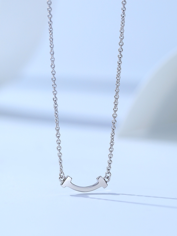 ティファニーアクセサリー素材ディテール