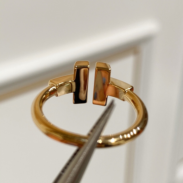 ティファニーアクセサリー素材ディテール