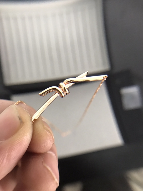 ティファニーアクセサリー内部構造