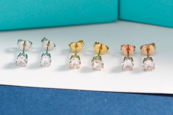 ティファニーアクセサリー正面デザイン