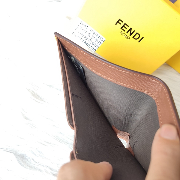 超激安ブランド財布偽物全体デザイン
