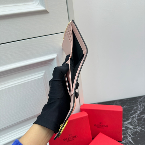 超激安ブランド財布偽物全体デザイン