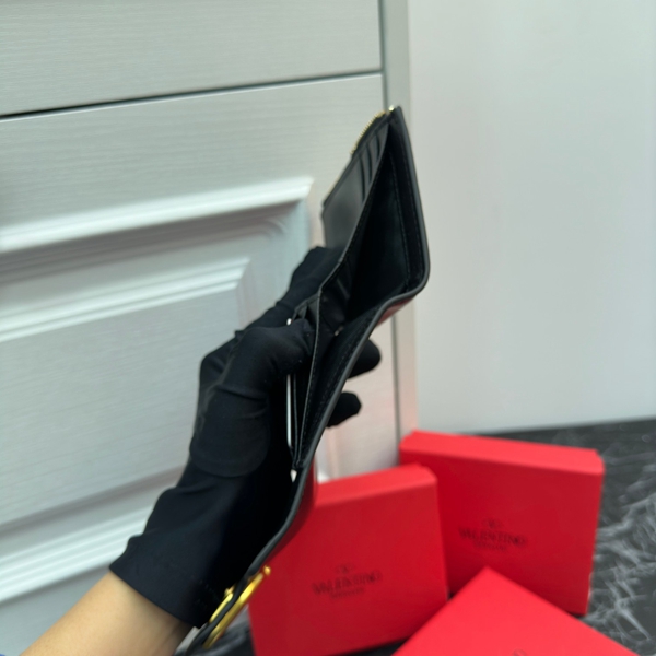 超激安ブランド財布偽物全体デザイン