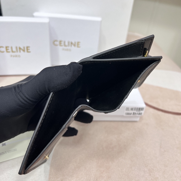 超激安ブランド財布偽物着用イメージ